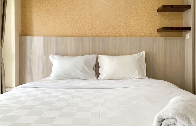 Modern Look And Comfy Studio Tifolia Apartment - Foto 2