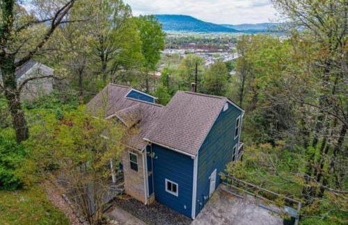 Mountain View Ridge Retreat, King, Queen, & Loft with 2 Twins - Foto 40