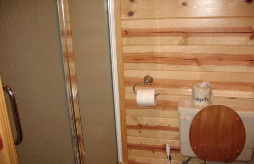 Exceptional Riverside Cabin Rental in the Trees near Pinecrest Lake, California - Foto 15