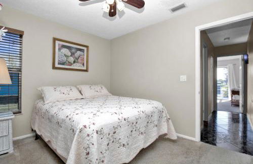 Pet Friendly Canal Front 3-Bedroom Grand Villa with Pool, Linai and Dock - Foto 13