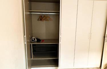 Aesthetic city apartment with a quiet sense of well-being - Foto 9