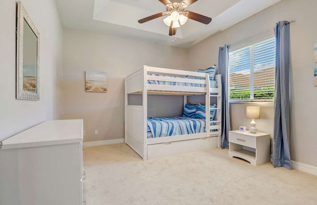 323 SE 17th St - Photo 8