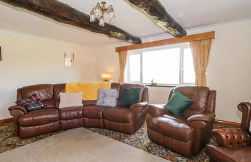 Hawksbridge Bungalow - Photo 5