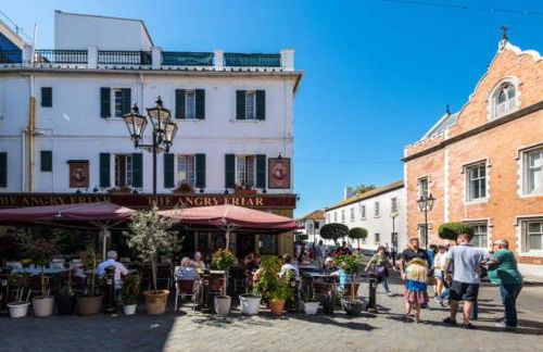 The Daisy-Highrise 2BR Marina View,Pool,Jacuzzi,Gym&Parking - Foto 35