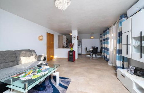 Amazing Apartment In Krsan With Wifi - Photo 5