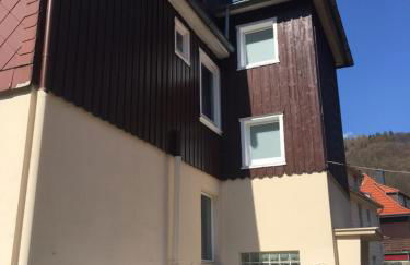 Ferienhaus am Fluss mit traumhafter Dachterrasse ,Garten und Grill - Foto 62