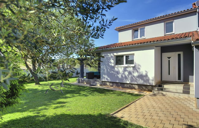 Villa in Pula Near Beach With Private Pool - Foto 39