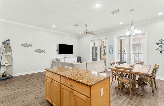 Palm Breeze Retreat Sleeps 10! - Foto 31