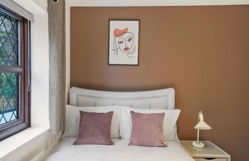 Beautiful 5 bedroom house in Stone, Aylesbury, Free parking - Foto 15