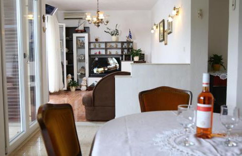 Apartments Boro - Photo 17