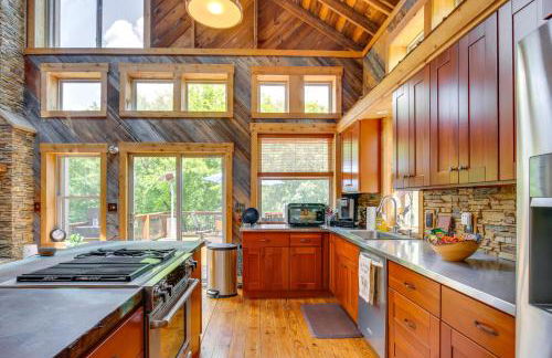 Serene Pacific Getaway Deck, Grill and Fire Pit! - Foto 8