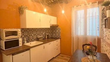 Studio chaleureux au Panier - Quartier historique Marseille - Foto 4, stove, pet friendly, minibar