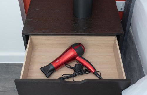 Lovely Home Near Canal, Park, & Central MK - Foto 27