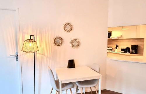 T2 Bohème - Balcon - Clim - Métro - WiFi - Foto 7