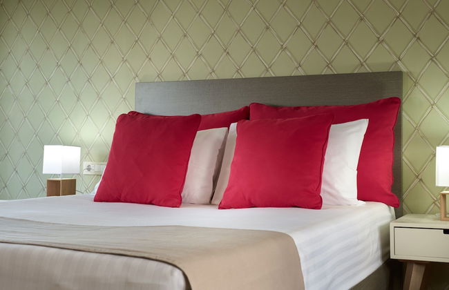 Koukounaria Hotel & Suites - Photo 29