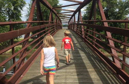 Family-Friendly 3BR Home w Bunk Room & Yard - Photo 55