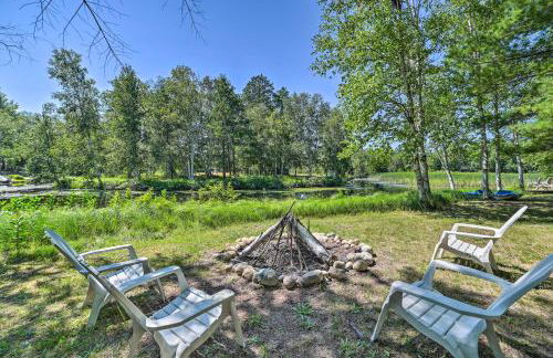 Atlanta Waterfront Cabin with Dock and Kayaks! - Foto 2