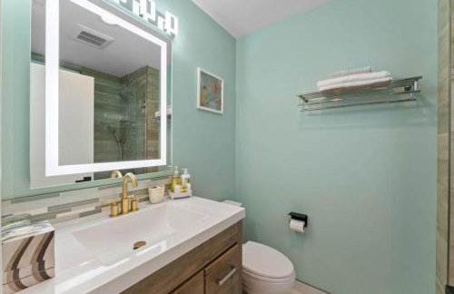 Spacious Mountain View 4 Bedroom Modern Home - Foto 19