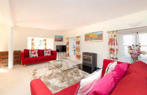 JOIVY Secluded Brewery Apartment - Photo 18