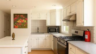 Beautiful two-bedroom residence nestled in the lovely town near Boston - Foto 4, stove, dishwasher, toaster