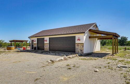 Hot Tub and Fire Pit Possum Kingdom Lake Retreat! - Foto 25