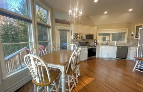 E7 Sunny Bretton Woods private home next to the slopes of Bretton Woods Hot Tub, Wifi - Foto 2