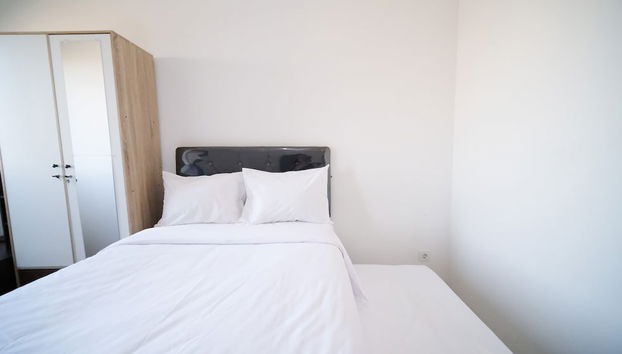 Comfy And New Studio At Citraland Vittorio Apartment - Foto 3, Habitación