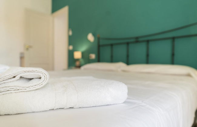 Piazza San Luigi 9 in Naples - Foto 19