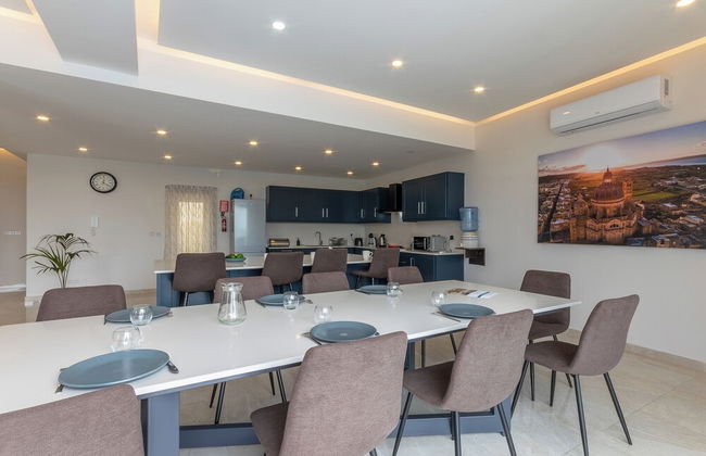 Magnifica Gozitan Villa Pool And Jacuzzi - Foto 30