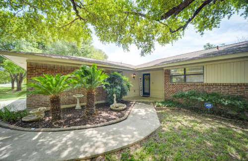 McQueeney Home with Grill about 10 Mi to New Braunfels - Foto 36