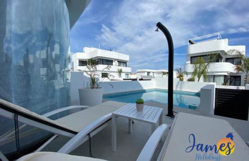 Luxurious Villa Private Pool La Marina Urb LM3 - Foto 20