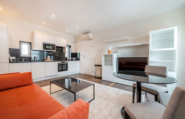 Chesham Court - Photo 69