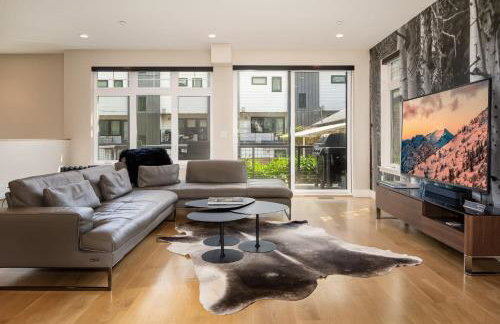 Your Downtown Urban Sanctuary - Walk to EVERYTHING - Foto 5