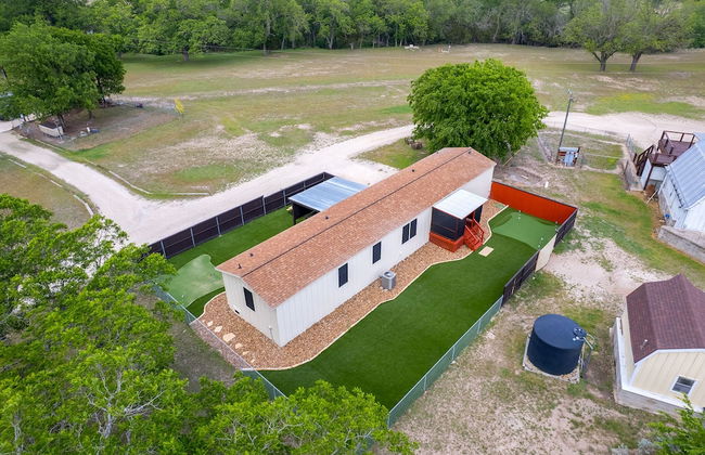 Comfort Charmmini Putting Greengame Roomgrill5 - Photo 43