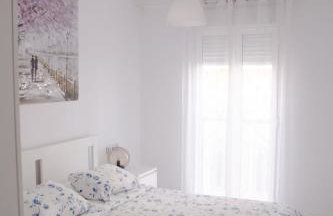 Apartamento Moderno con Piscina y Aparcamiento - Foto 14