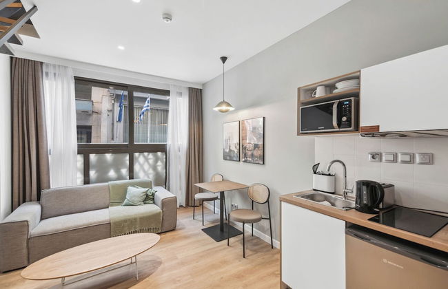 Limehome Piraeus Olive - Foto 47