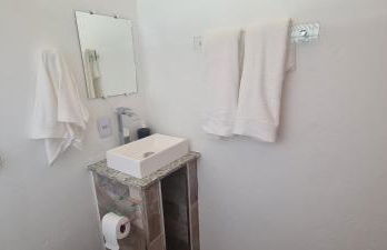 Pousada Colina das Maritacas - Foto 13