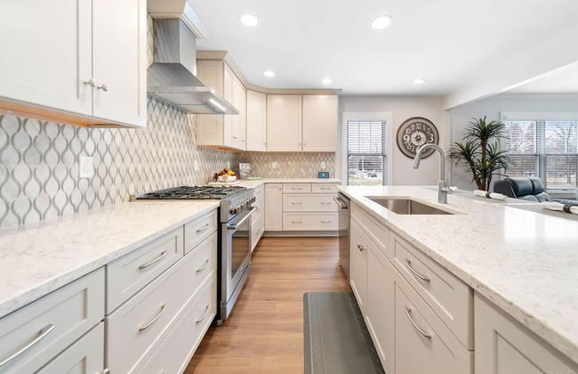 Modern Home Just 10 Mins to Notre Dame 18384 - Foto 9