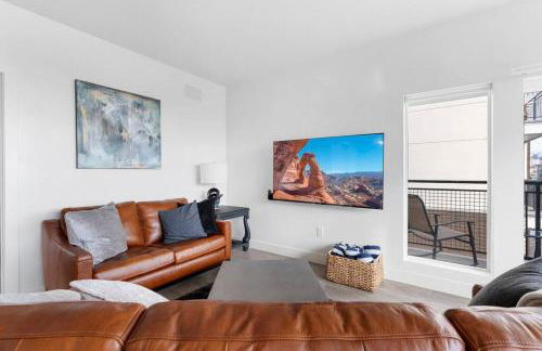 Spectacular Central City 2BD2BA - Foto 28