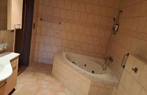 Geräumige 5 Zimmerwohnung - Photo 5