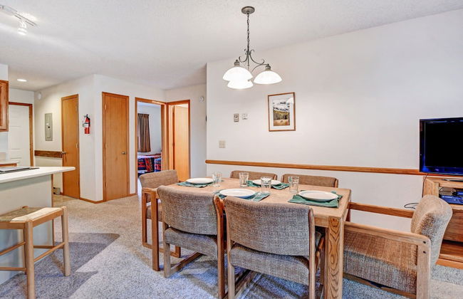 Indian Peaks Resort - Photo 21