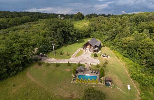 Serenity Ridge 6 Br Sleeps 16 Pool Hot Tub - Foto 55