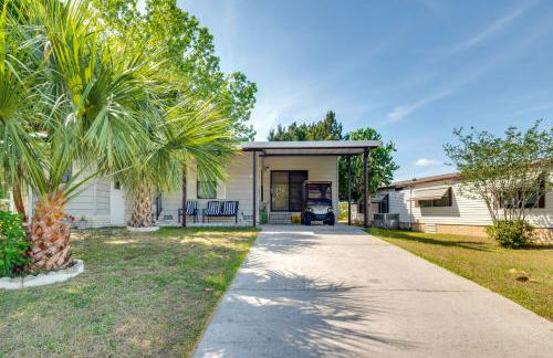 Golf and Pool Access Home with Yard in Lady Lake - Foto 23