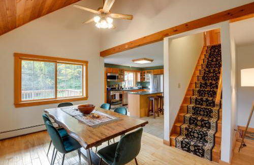 Charming Putney Home Porch, Grill and Hiking Trails - Foto 8