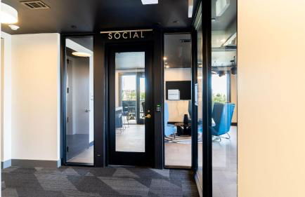 Downtown Nashville 2BR Condo Balcony & Parking Near Broadway - Foto 50