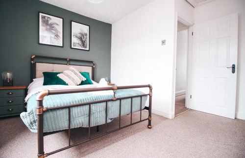 Commercial House, By Solace Stays - Foto 42