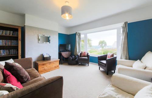 5 Bedroom House with Sea Views - Photo 5