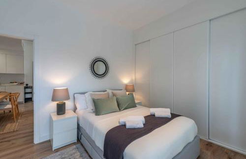 Avenida de San Luis 25, Design and comfort in the true style of Madrid, Book your getaway now! - Foto 48