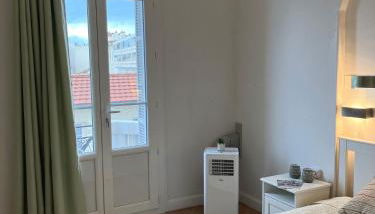 Cannes Centre Apartment 2-Room by Palais des Festivals & Beach - Foto 5