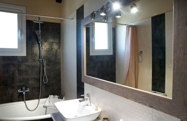 Sunset Apartments near Athens Airport - Photo 40